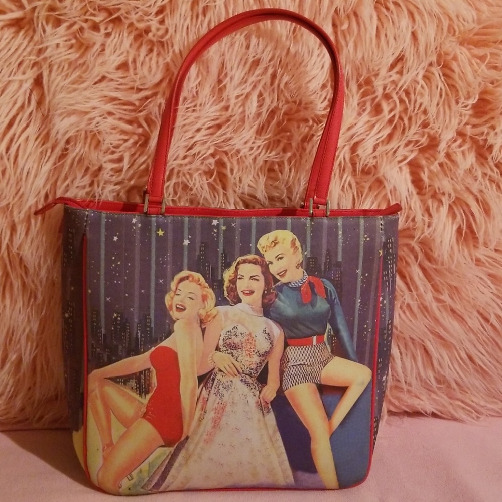 NWOT Vintage Shoulder Bag